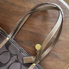 COACH ブラウン トートバッグの画像