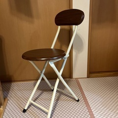 折りたたみイス

