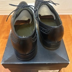 ONOFF👞革靴の画像