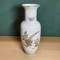 九谷焼 花鳥図柄・花瓶（紙箱付き）
