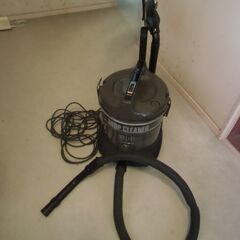 【取引成立】サンヨー 店舗用 電気掃除機 SHOP CLEANE...