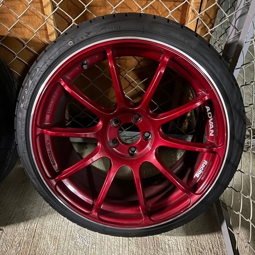 ヨコハマ アドバン YOKOHAMA  ADVAN 18インチ 9.5j 86 zn6