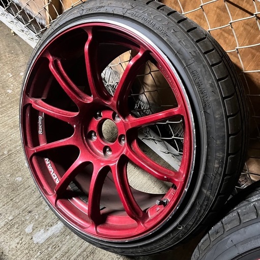 ヨコハマ アドバン YOKOHAMA  ADVAN 18インチ 9.5j 86 zn6