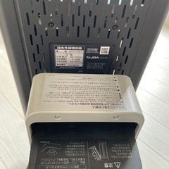 値下げ！ダイキンセラムヒートERFT11VS-H タワー型の画像