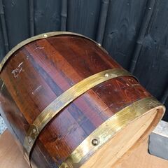 アンティーク バレルプランター 樽の画像