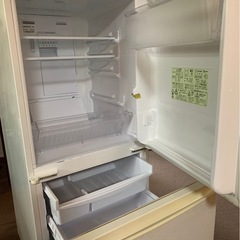 冷蔵庫の画像