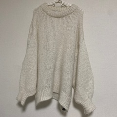 新品同様　ZARA  白　セーター　S M Lの画像