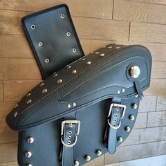 【値下げ交渉も可】バイク、新品サイドバック(右側)を譲ります。の画像