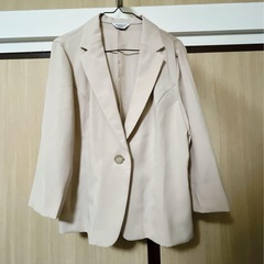 春秋 テーラードジャケット ベージュ