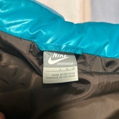 NIKEダウンジャケットの画像