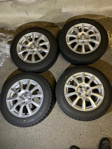 値下がりしました❗️165\65r14スタッドレスです
