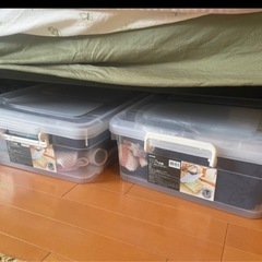 ベッド下収納　　2セットの画像