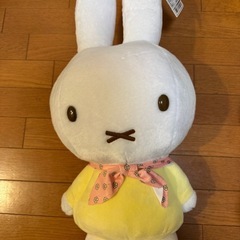 新品ミッフィーぬいぐるみ