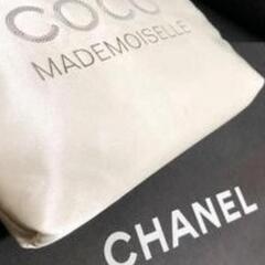 CHANEL ♥ノベルティ♥ココ ♥マドモアゼル ♥シルク ♥ポーチ♥ホワイト♥スパンコールの画像