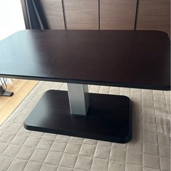 テーブル