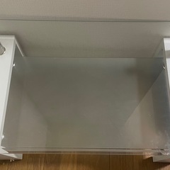 ガラステーブル 2/22迄の画像