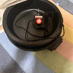 焼肉と鍋の両方が楽しめるホットプレートを売ります。引っ越しのため...