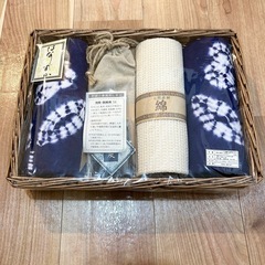 【新品】カゴ、タオル、竹炭など6点セット
