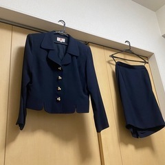 ☆ 11号　スーツ　お譲りします！