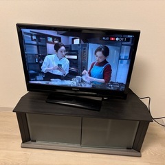 19日引き取り限定テレビとテレビ台のセットの画像