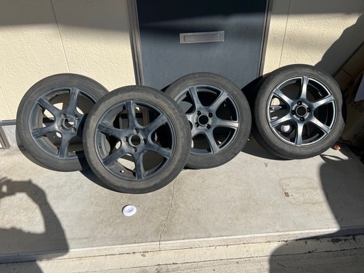 タイヤホイール16インチ