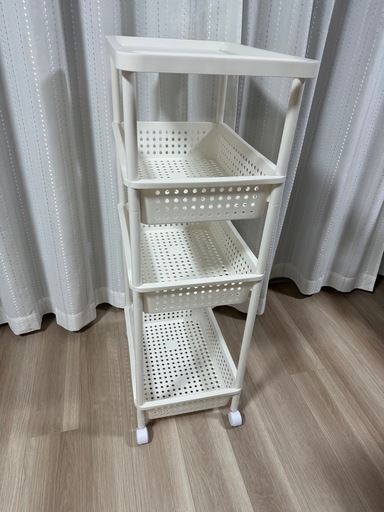 収納ラック　可動式ラック