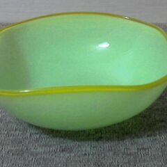 MULTIPLE LAYER GLASS　マルティガラス　レトロ食器　色ガラス　サラダボール　福岡県特産工芸品　手作り　の画像