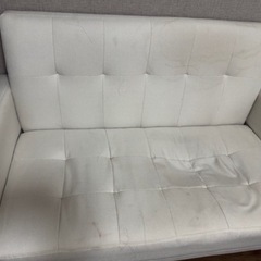 【緊急処分‼️】ソファーとローテーブルお譲りいたします。の画像