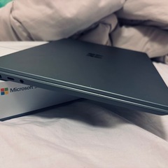 Microsoft Surface Go 2 の画像