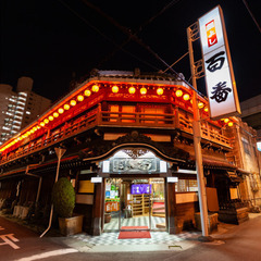 飛田新地『鯛よし百番』で味わう絶品すき焼き！