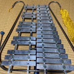 マーチング楽器ベルリラの画像