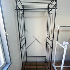 黒いオシャレ物干し