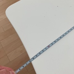 ダイニングテーブル(椅子は付きません)の画像