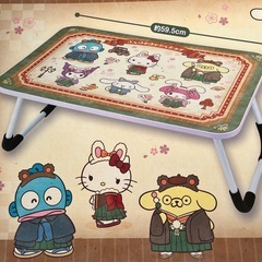 未開封⭕️サンリオテーブルの画像