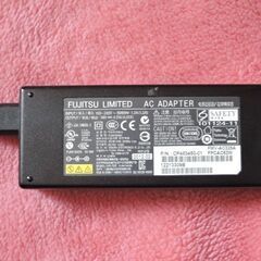 FUJITSU LIFEBOOK S751/C ジャンクの画像