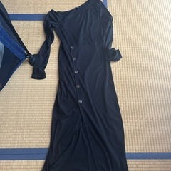 ワンピース 肩出し