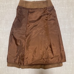 DHOLIC ディーホリック　ダブルボタンタックミディスカート　ブラウン タイトの画像