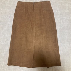DHOLIC ディーホリック　ダブルボタンタックミディスカート　ブラウン タイトの画像
