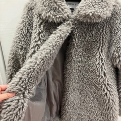 【Forever21】レディース アウター モコモコ グレー フリーサイズの画像