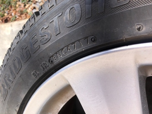 冬タイヤ ★ 225/50R17 ★ PCD 114トヨタ純正アルミ付き ★ 深溝バリ山スタッドレス 4本組 ★ アルファード ヴォク