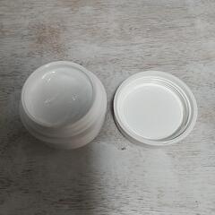 化粧品  ホワイトミルククリームの画像