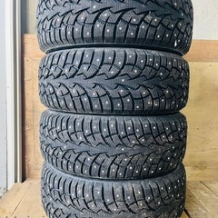 新品❗️205/55/16冬スパイクタイヤ