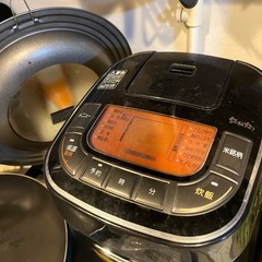 【ブラック✩炊飯器】