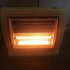 ワケアリ】ハロゲンヒーター