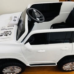 ※最終値下げ※美品※新型ランドクルーザー300 電動乗用玩具の画像