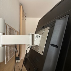 【決まりました】テレビ　 壁掛け金具付きの画像