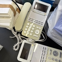新品もあります、タイムレコーダー、事務用電話、事務ファイル100個以上の画像