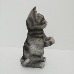 猫 サバトラ柄  置物 可愛い リアル アニマルオブジェ インテリア  動物 子猫 仔猫  玄関先 庭 雑貨の画像