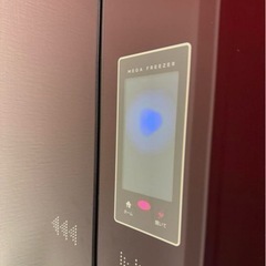 SHARP　大型冷蔵庫　家庭用　RED レッドの画像