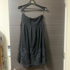 プリーツスカートの画像